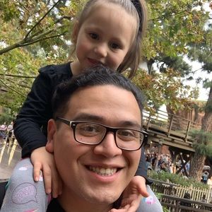 Meet your Posher, Cesar